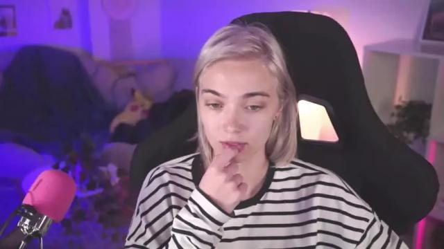 Image 8 of ileanacampbell Stream on Chaturbate on 14 months ago