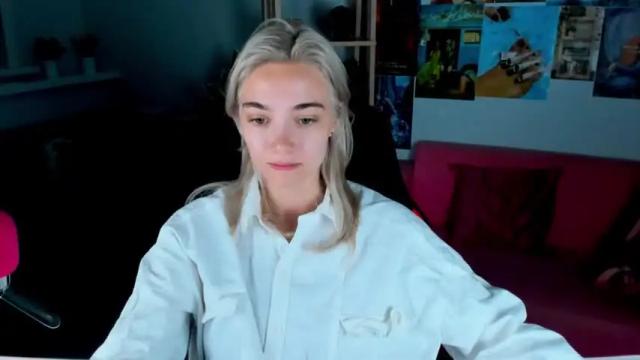 Image 10 of ileanacampbell Stream on Chaturbate on 14 months ago