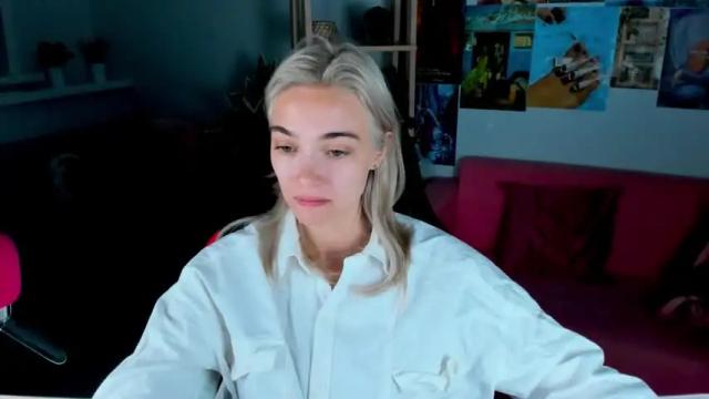 Image 11 of ileanacampbell Stream on Chaturbate on 14 months ago