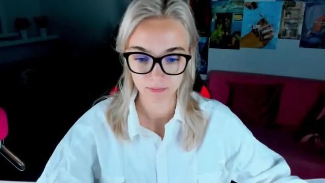 Image 2 of ileanacampbell Stream on Chaturbate on 14 months ago