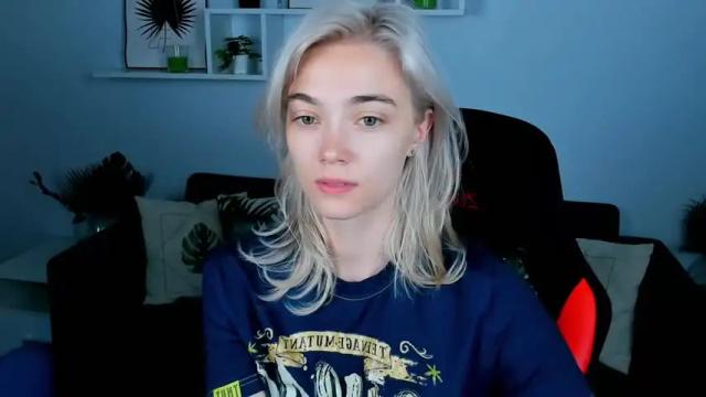 Image 3 of ileanacampbell Stream on Chaturbate on 14 months ago