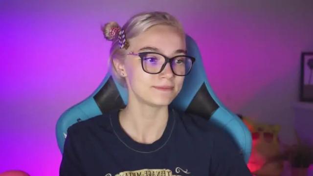 Image 8 of ileanacampbell Stream on Chaturbate on 13 months ago