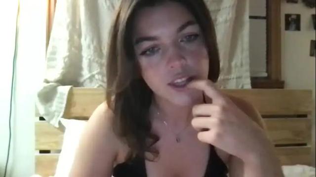 Image 4 of ileennn Stream on Chaturbate on 19 months ago