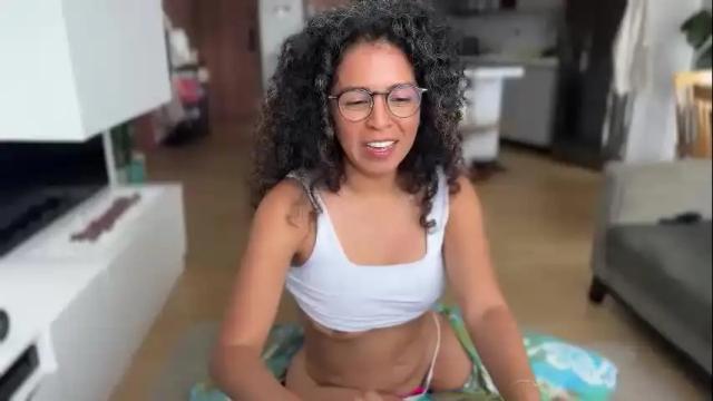 Image 10 of illaroom Stream on Chaturbate on 1 month ago