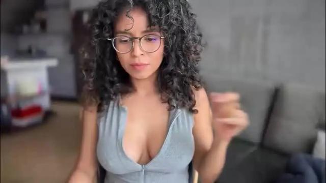 Image 10 of illaroom Stream on Chaturbate on 1 month ago