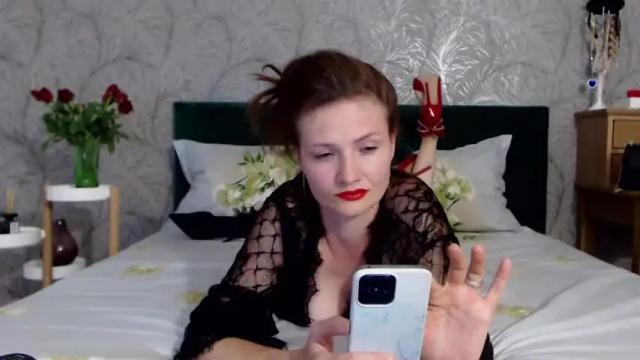 Image 12 of illegalbeauty87 Stream on Chaturbate on 12 months ago