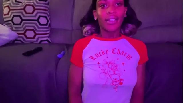 Image 3 of illoqu3nt Stream on Chaturbate on 2 months ago