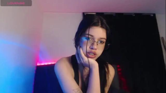Image 3 of ily_bea Stream on Chaturbate on 1 month ago