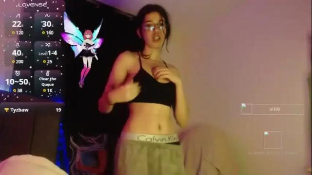 Image 11 of ily_bea Stream on Chaturbate on 15 days ago