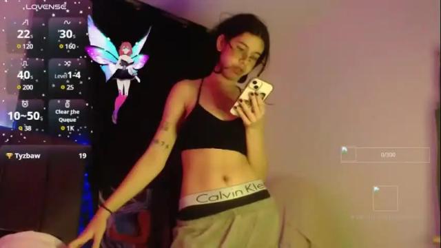 Image 12 of ily_bea Stream on Chaturbate on 15 days ago