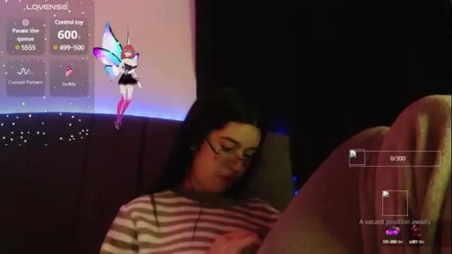 Image 4 of ily_bea Stream on Chaturbate on 11 days ago