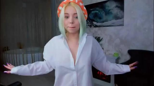 Image 12 of im__youre_sunshine Stream on Chaturbate on 9 days ago