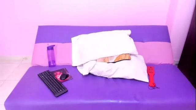 Image 2 of im_a_slut40 Stream on Chaturbate on 1 month ago