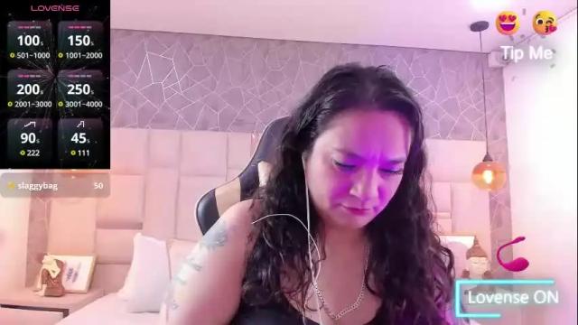 Image 3 of im_alaya Stream on Chaturbate on 7 days ago