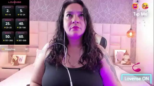 Image 4 of im_alaya Stream on Chaturbate on 7 days ago