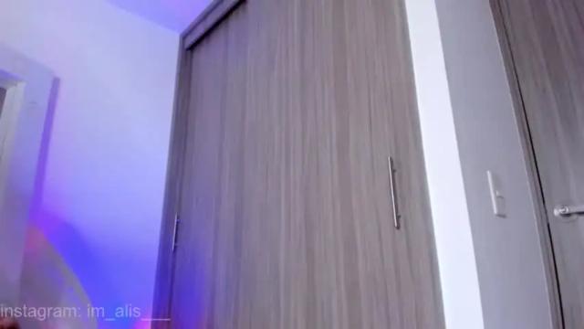 Image 12 of im_alis_ Stream on Chaturbate on 14 months ago