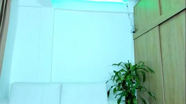 Image 3 of im_brittany_333 Stream on Chaturbate on 24 days ago