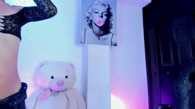 Image 6 of im_brittany_333 Stream on Chaturbate on 6 days ago