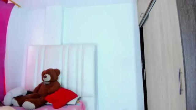 Image 6 of im_brittany_333 Stream on Chaturbate on 2 months ago