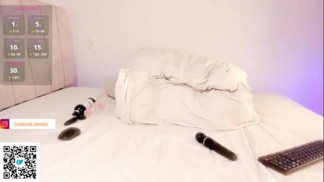 Image 7 of im_charliee Stream on Chaturbate on 12 days ago