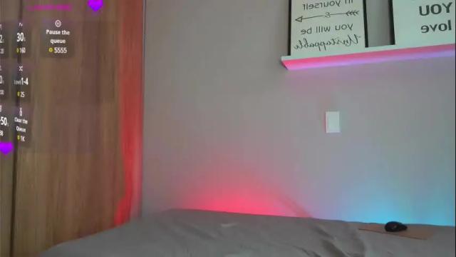 Image 12 of im_elena Stream on Chaturbate on 1 month ago