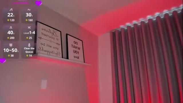 Image 6 of im_elena Stream on Chaturbate on 19 days ago