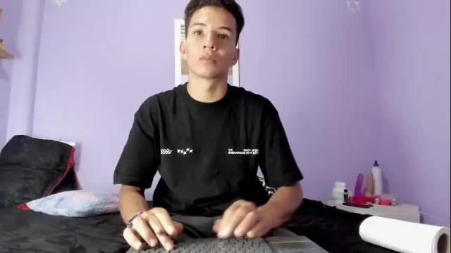 Image 2 of im_jeremy Stream on Chaturbate on 1 month ago