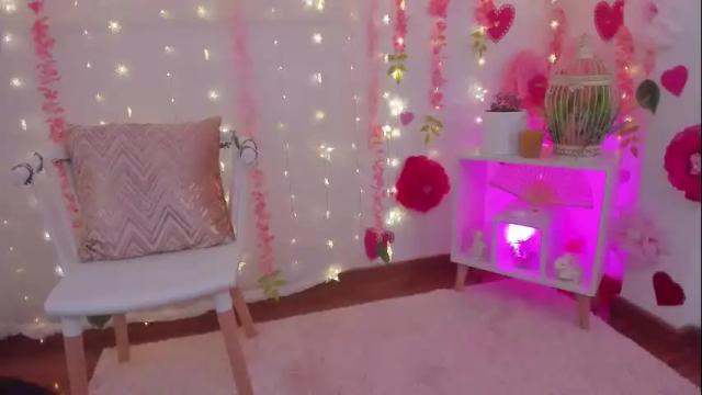 Image 6 of im_jessica_cherry Stream on Chaturbate on 2 months ago