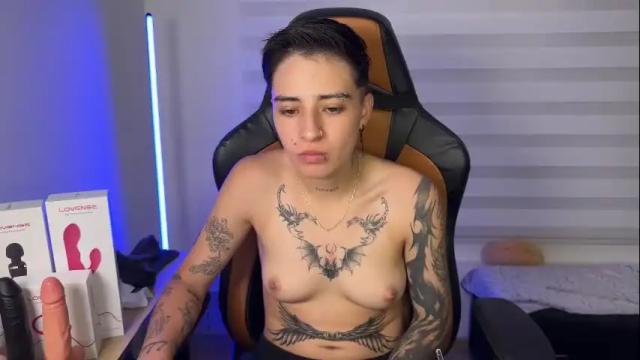 Image 6 of im_laia_ Stream on Chaturbate on 1 month ago