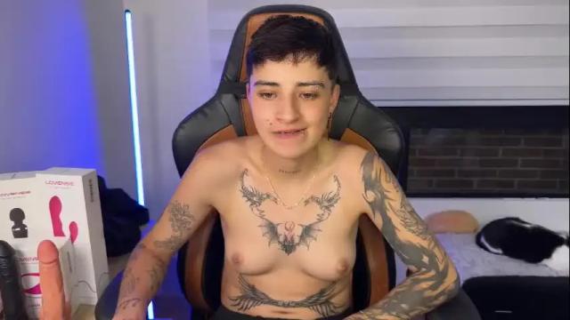Image 2 of im_laia_ Stream on Chaturbate on 1 month ago