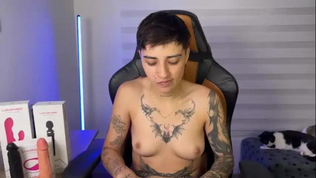 Image 12 of im_laia_ Stream on Chaturbate on 1 month ago