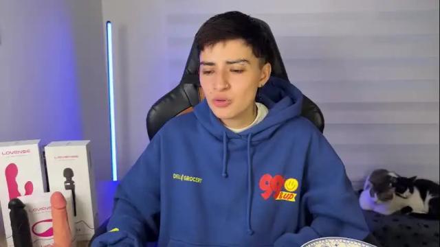 Image 6 of im_laia_ Stream on Chaturbate on 1 month ago