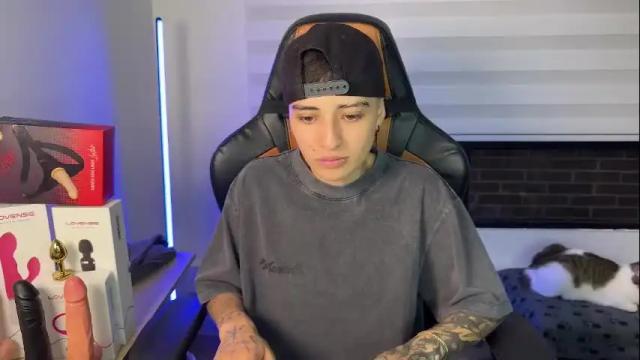 Image 11 of im_laia_ Stream on Chaturbate on 1 month ago