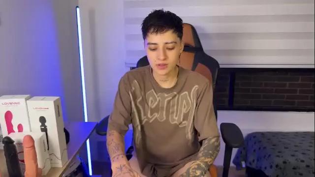 Image 8 of im_laia_ Stream on Chaturbate on 1 month ago