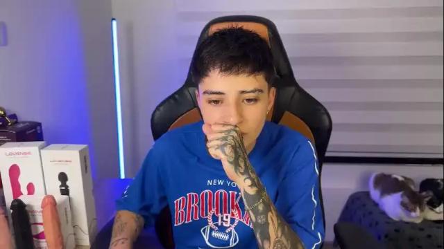 Image 12 of im_laia_ Stream on Chaturbate on 1 month ago