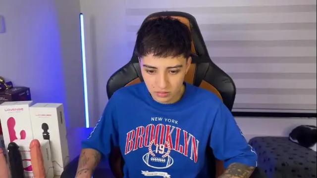 Image 4 of im_laia_ Stream on Chaturbate on 1 month ago