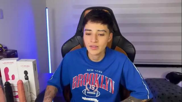 Image 6 of im_laia_ Stream on Chaturbate on 1 month ago