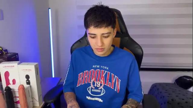 Image 7 of im_laia_ Stream on Chaturbate on 1 month ago
