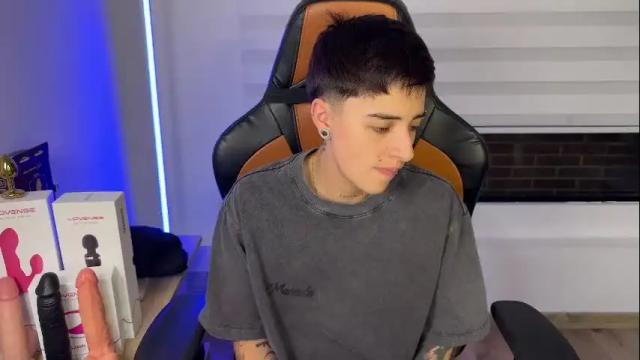 Image 12 of im_laia_ Stream on Chaturbate on 27 days ago