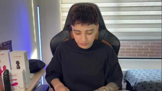 Image 7 of im_laia_ Stream on Chaturbate on 25 days ago