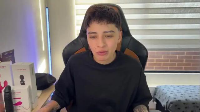 Image 8 of im_laia_ Stream on Chaturbate on 25 days ago