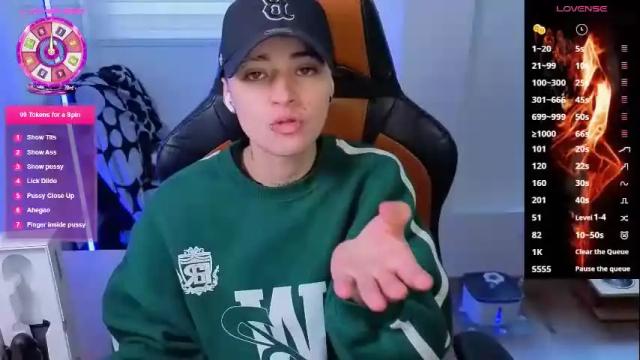 Image 12 of im_laia_ Stream on Chaturbate on 1 month ago