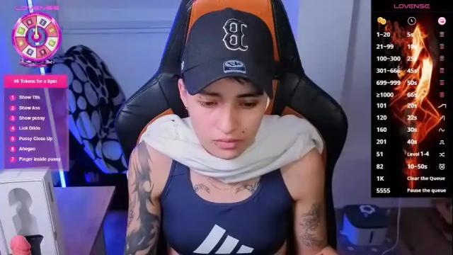 Image 3 of im_laia_ Stream on Chaturbate on 1 month ago