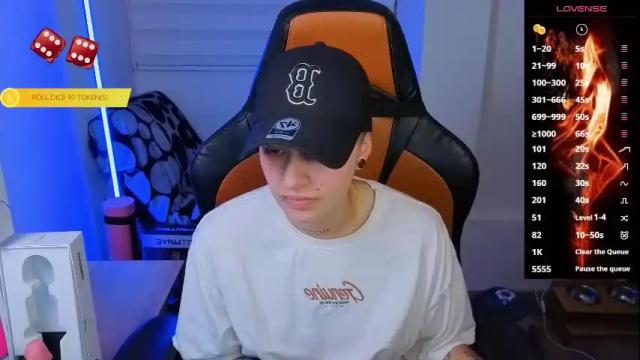 Image 2 of im_laia_ Stream on Chaturbate on 9 days ago