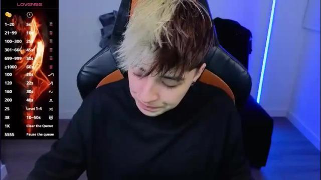 Image 4 of im_laia_ Stream on Chaturbate on 1 day ago