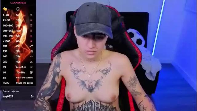 Image 3 of im_laia_ Stream on Chaturbate on 2 months ago