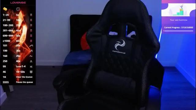 Image 8 of im_laia_ Stream on Chaturbate on 2 months ago