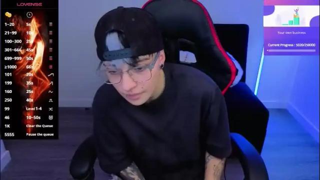 Image 4 of im_laia_ Stream on Chaturbate on 2 months ago