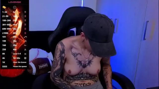 Image 2 of im_laia_ Stream on Chaturbate on 1 month ago