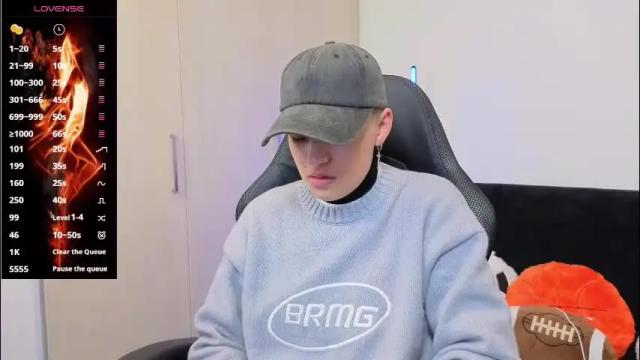 Image 2 of im_laia_ Stream on Chaturbate on 1 month ago